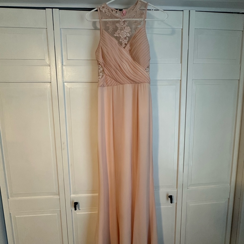 Elegant Pink Lace Maxi Dress